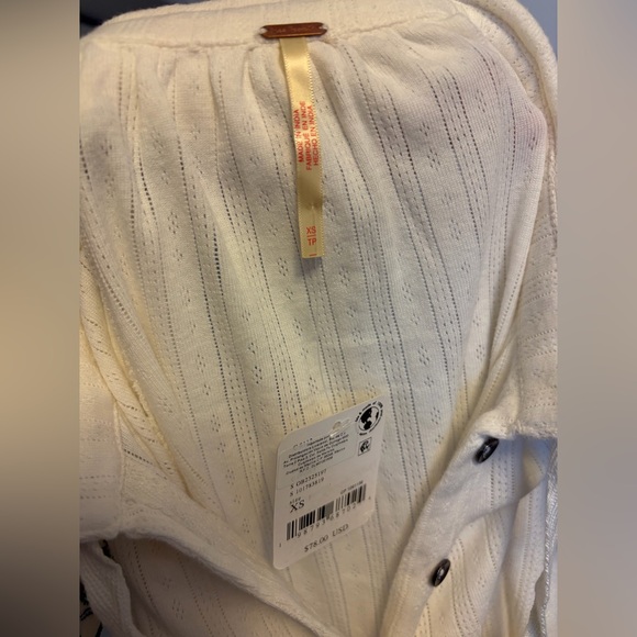 Free People collared White pointelle Button-Up Shirt with bow XS - Picture 3 of 3